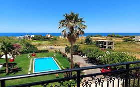 Socrate'S Apartment'S With Share Pool